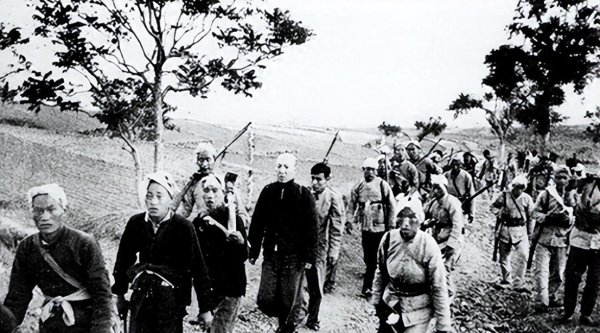 众合资本 八路军最惨烈的一战，50000大军仅剩2000多，两位副司令壮烈牺牲